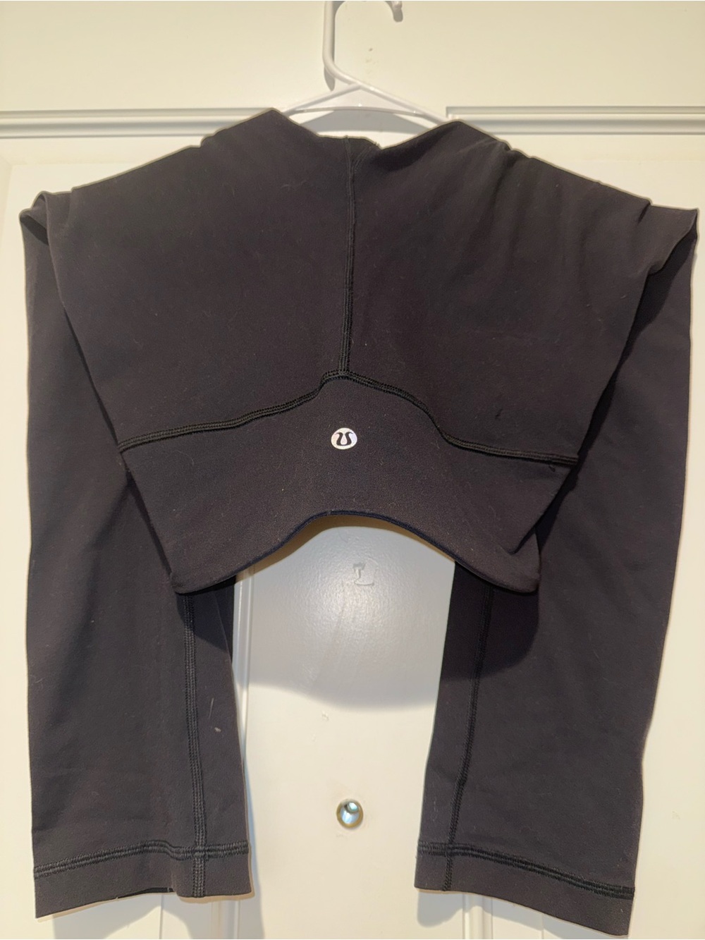 Lululemon Black Cropped Leggings